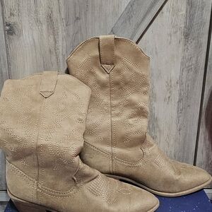 Madden Girl Tan Heeled Boots